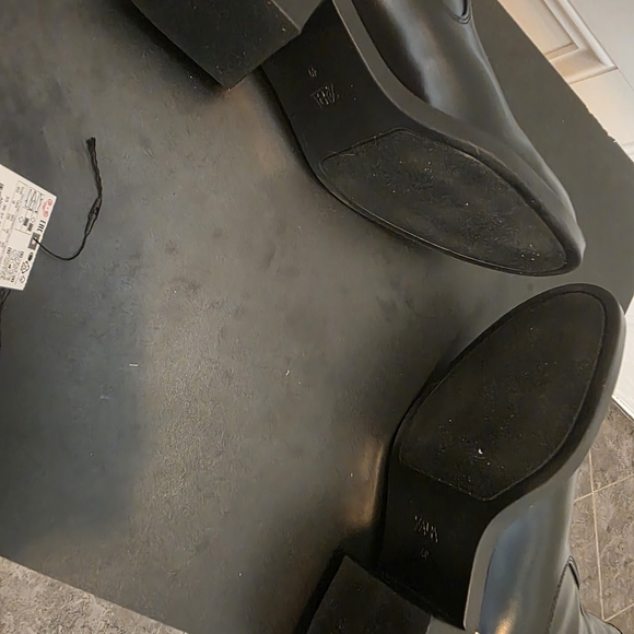 Zara Sleek Black Ankle Booties - Picture 11 of 15